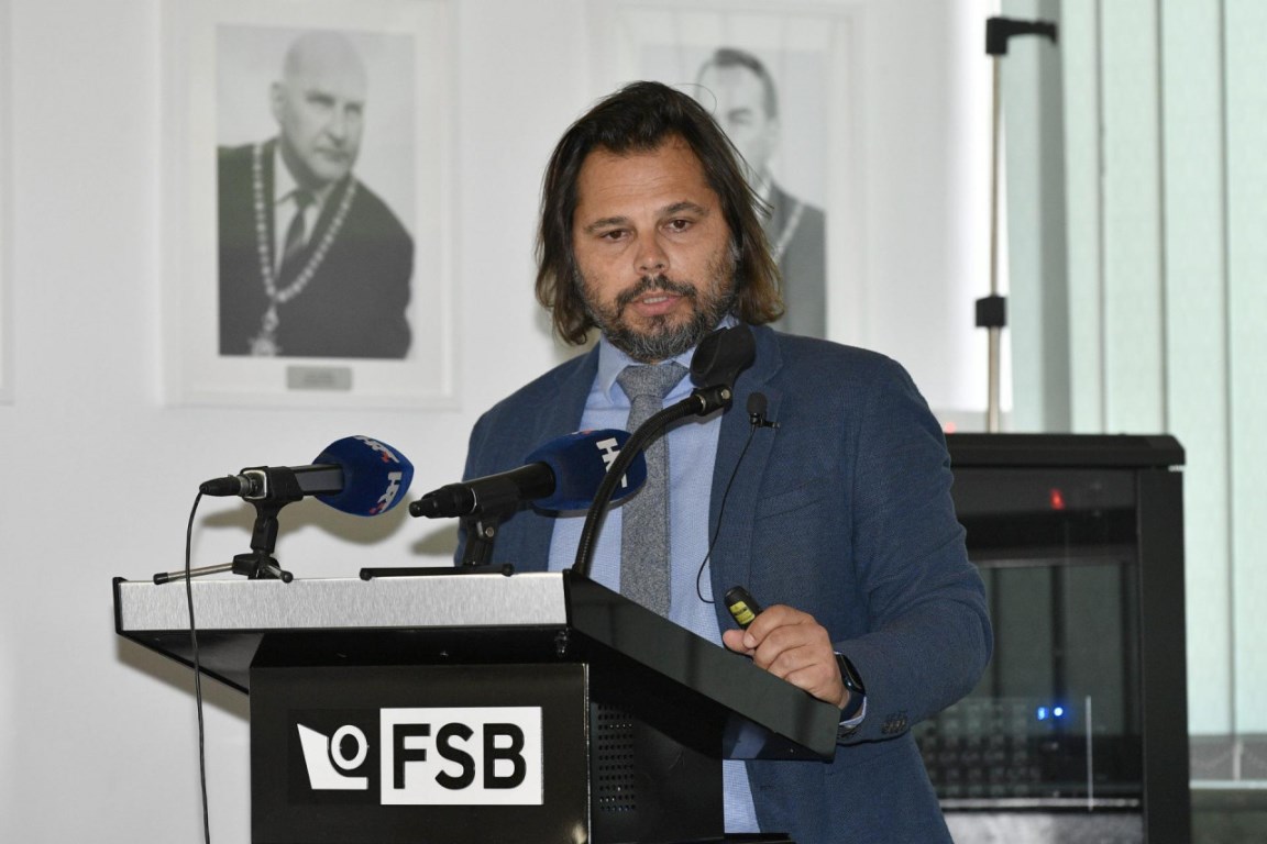 Uspješna međunarodna priča: Mljet ekološko rješenje prijevoza našao u katamaranima na solarnu energiju